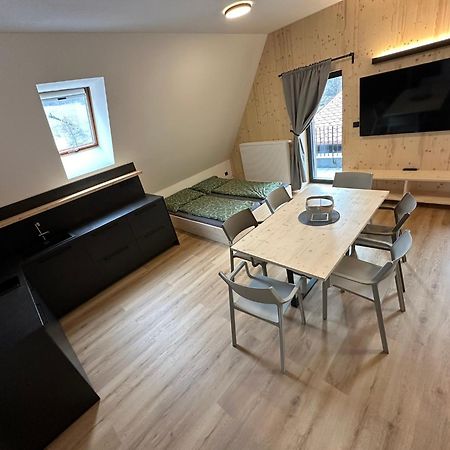 Penzion a Restaurace Pod Sjezdovkou Cenkovice Exteriér fotografie