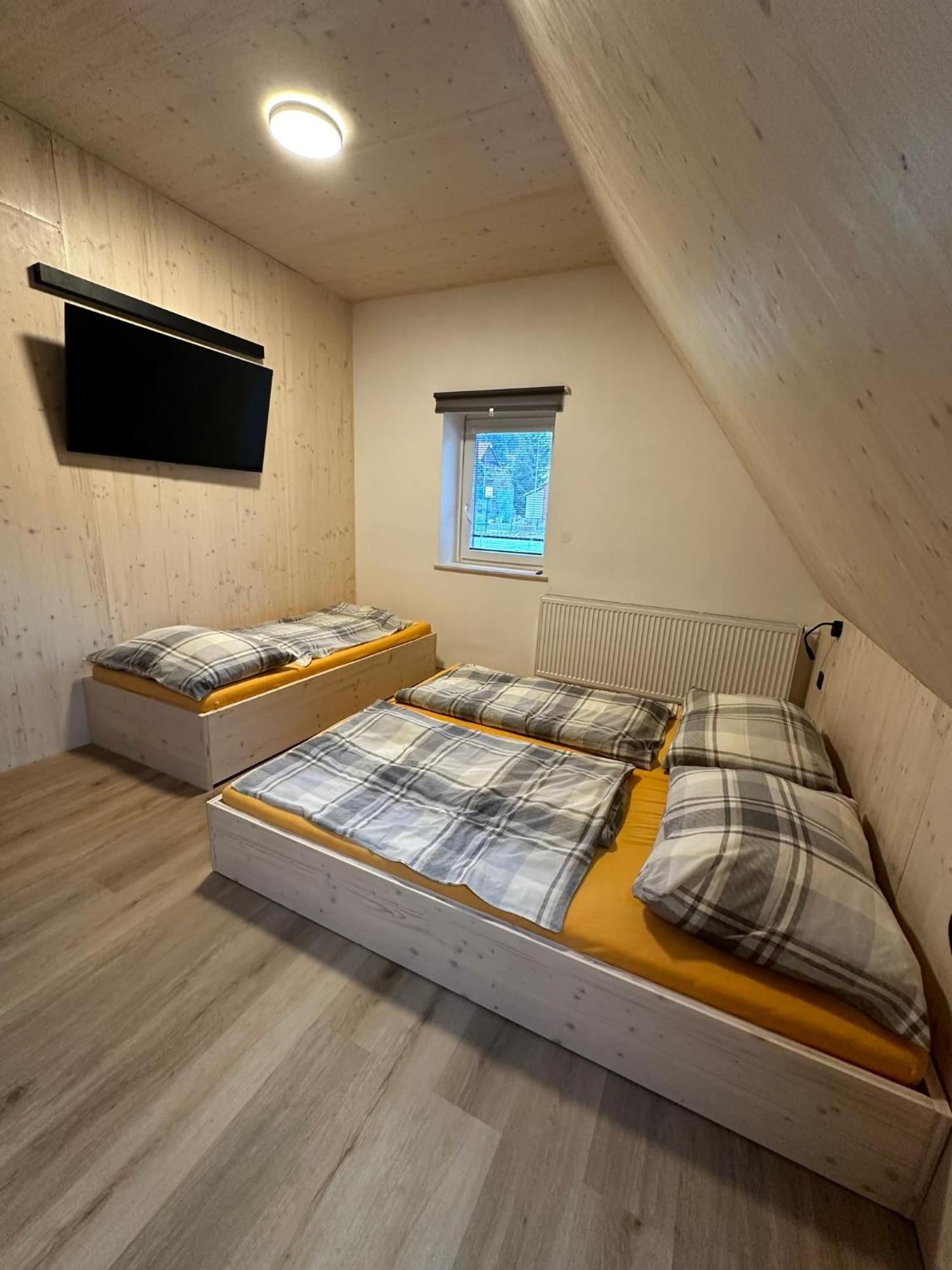 Penzion a Restaurace Pod Sjezdovkou Cenkovice Exteriér fotografie