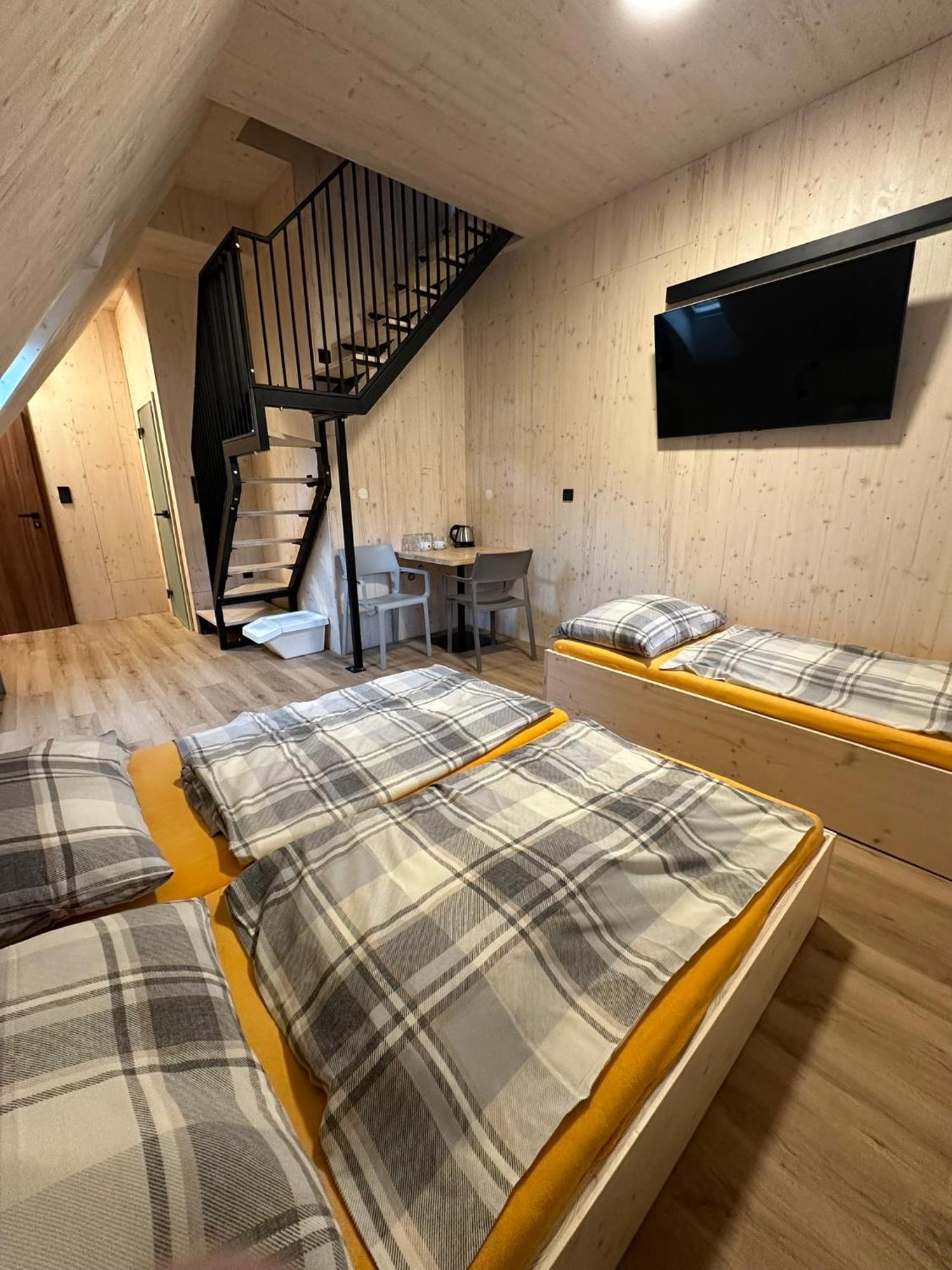 Penzion a Restaurace Pod Sjezdovkou Cenkovice Exteriér fotografie