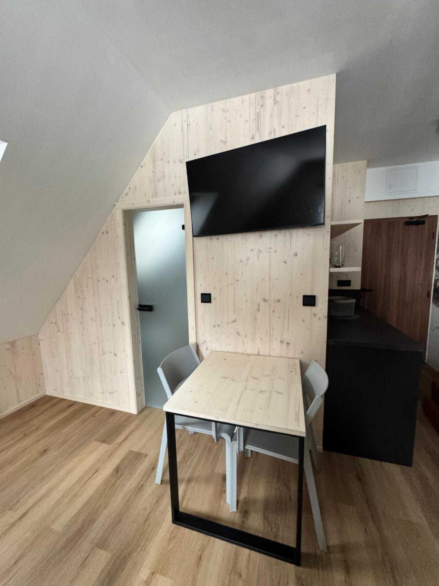 Penzion a Restaurace Pod Sjezdovkou Cenkovice Exteriér fotografie